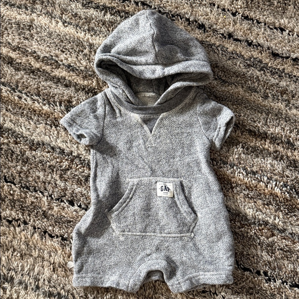 Baby GAP vintage Heather Gray Hooded Baby Romper